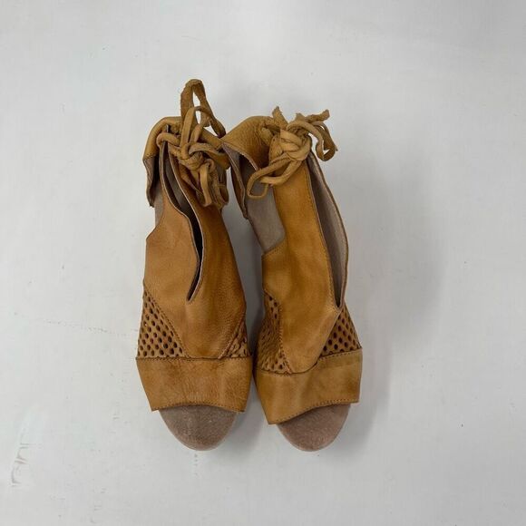 Free People Cognac Brown Leather + Wooden Platform Revolver Clog Sandal Size 38 - Picture 2 of 8